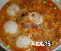 儿童菜谱汤类：西红柿鲜虾鱼丸汤