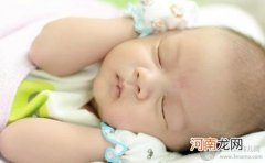 护理宝宝肌肤 注意选用温和的婴儿产品