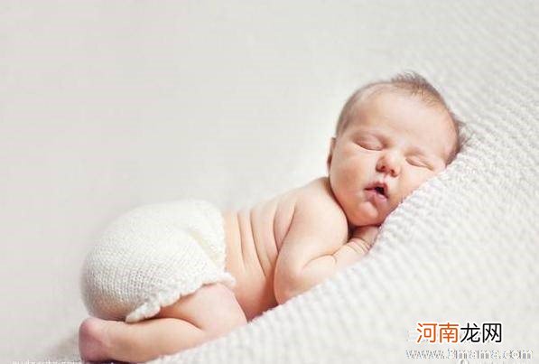 妈妈感冒后是否可以给宝宝喂奶