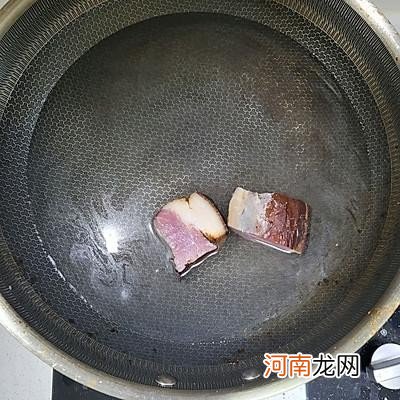 大厨教你荷兰豆炒腊肉营养又好吃 荷兰豆炒腊肉窍门