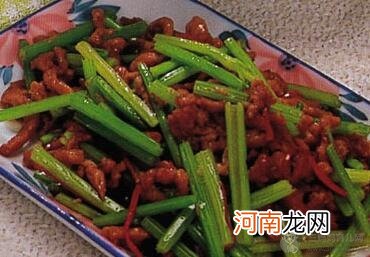 孕期不适食谱：芹菜炒肉丝