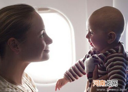 过小婴儿和患病宝宝不宜乘飞机