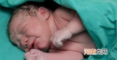 如何判断新生儿健康 新生儿健康的10大标准