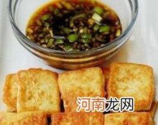 儿童菜谱豆腐类：香煎脆皮豆腐