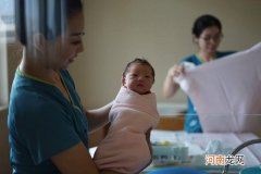 夏季出生的新生儿7个护理细节 夏季婴儿护理