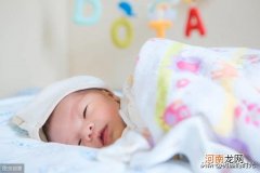 新生儿睡眠时间越长越好吗  新生儿睡眠一次睡多久