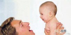 七个月宝宝的运动能力和感官能力