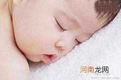 睡觉时宝宝出汗多的原因和应对方法