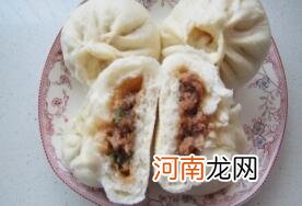 儿童食谱包子：鲜肉大葱包子