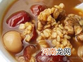 儿童食谱粥类：补血养颜燕麦粥