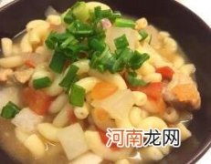 减肥食谱：鲜茄瓜粒肉片汤通