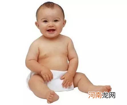 婴儿宝宝患湿疹可能是长期使用尿不湿