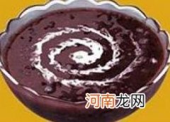 儿童食谱粥类：紫米红枣粥