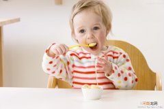 儿童夏季饮食应注意“三多三少”原则