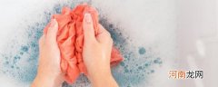 衣服粘鼠板胶怎么洗掉 衣服粘鼠板胶的清洗方法