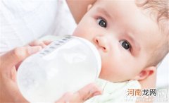 初生婴儿吃该吃什么奶粉 奶粉的选择方法家长要知道