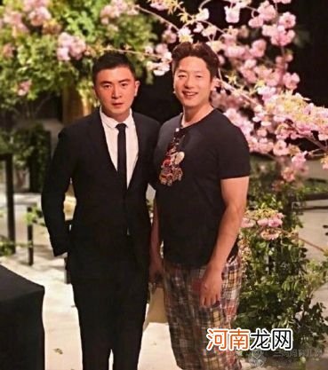 世贤参加品如婚礼渣男变发福大叔？凌潇肃个人资料经历现状如何？