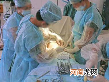 视频截图 剖腹产分娩全过程