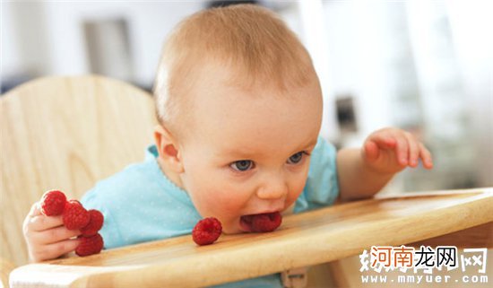 孩子误吞纽扣该怎么办 如何预防宝宝食道被卡住异物