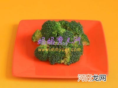 6-8个月宝宝食谱——花菜奶香土豆泥