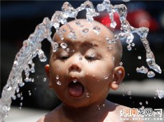 宝宝每天需要喝多少水 盘点喂婴儿喝水相关事宜