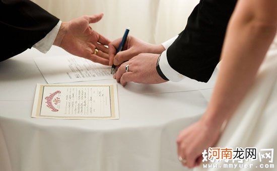 结婚登记需要什么证件 结婚登记的流程原来这么简单