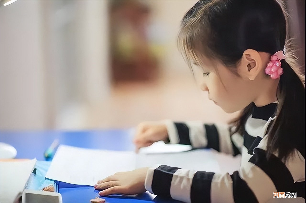 孩子暑假沉迷做“棺材”,面对娃的特殊爱好,家长做法值得借鉴