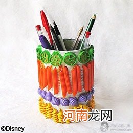 通心粉笔筒的手工小制作