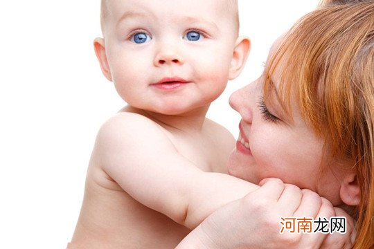 轻微乳腺炎还能喂奶吗 这事得看这种情况而定