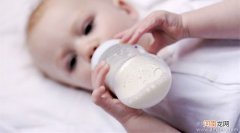 人工喂养宝宝时不可随便换奶粉