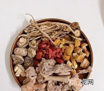 茶树菇松茸鸡汤要怎么做 茶树菇煲鸡汤的做法