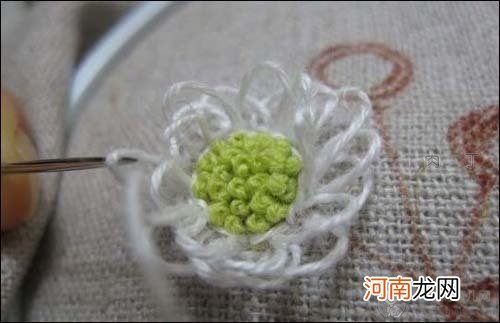 重阳节手工制作刺绣菊花