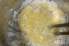 微波炉蒸鸡蛋糕的做法 微波炉怎么做美食呢