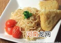 儿童食谱饼类：白酱薯饼泡面