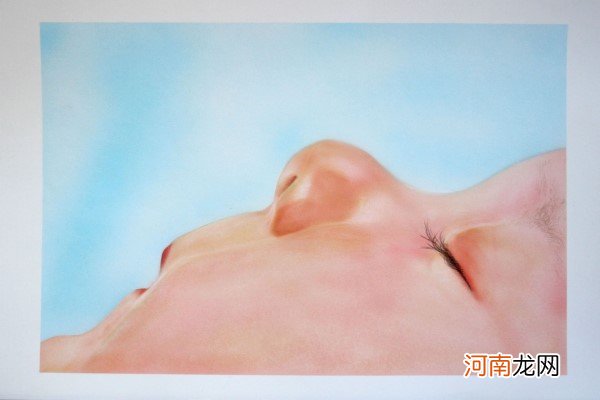 20天新生儿嘴巴吐泡泡 没想到吐泡泡可能和肺炎有关