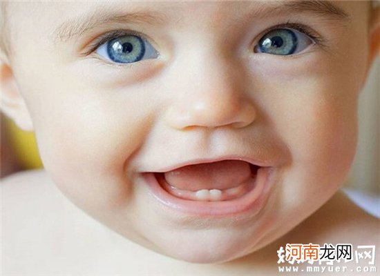 不知道宝宝几个月长牙 盲目补钙导致宝宝中毒我悔死了！