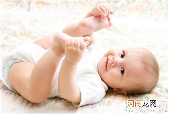 揭秘为什么纸尿裤总是漏尿 学会这3招想漏尿都难！