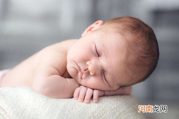 婴儿夜里吃奶几次正常 越多越不好妈妈要严格控制