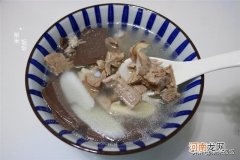 正宗羊肉汤的熬制方法 家庭羊肉汤的做法