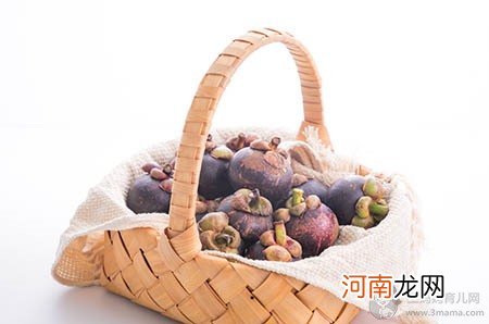 月子洗头能用吹风机吗