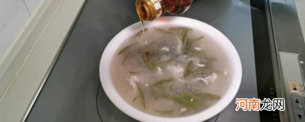 莼菜的做法详细介绍 莼菜鸡丝羹的烹饪技巧分享