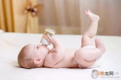 周岁宝宝肾脏负担重，检查竟是妈妈用这种水给她冲奶粉！