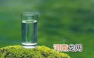 睡前喝水的好处和功效优质