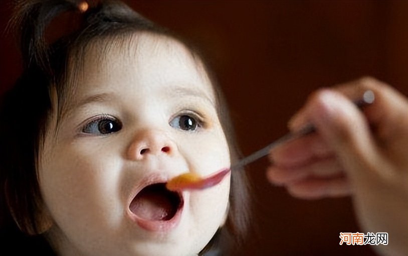 吃维生素D的孩子VS吃维生素AD的孩子，二者差距不小，别吃错了