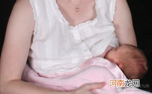 哺乳期妈妈要吃好 这样奶水才会足