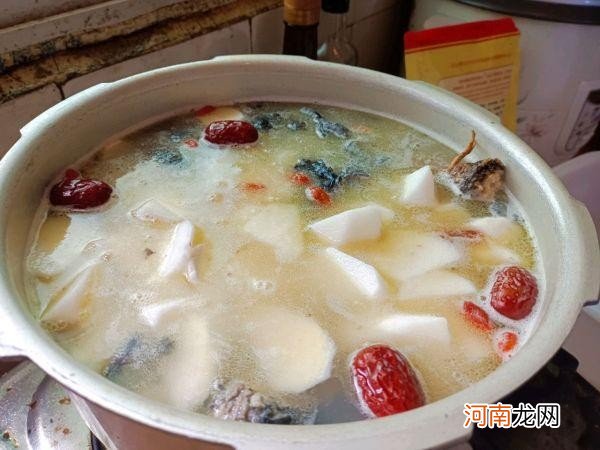 山药乌鸡汤这样做秒变米饭杀手 乌鸡汤的做法大全