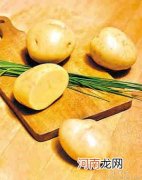 长芽的土豆食用后易中毒