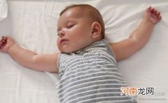 宝宝晚上睡觉出汗怎么办 6个方法可应对