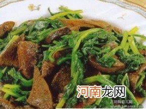 怀孕初期安胎健儿食谱：菠菜炒猪肝