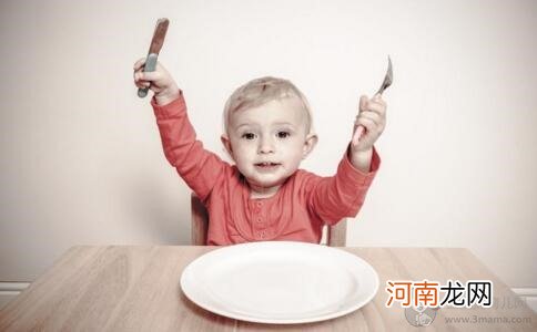 孩子不爱吃饭 正确的喂养方式很重要